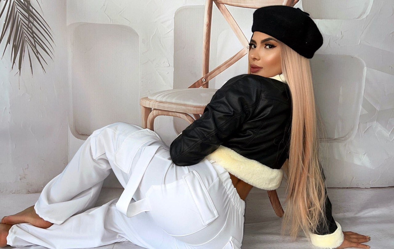 Chamarra corta en cuero textil N27A1